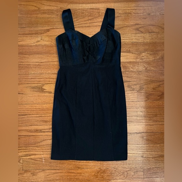 Womens GUESS dress size large - Picture 6 of 6